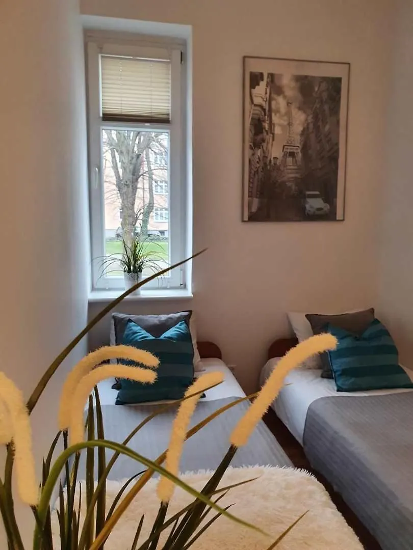 Homestay Pokoje Z Parkingiem W Centrum Sopotu